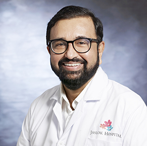 Dr. Rajesh M. Parikh