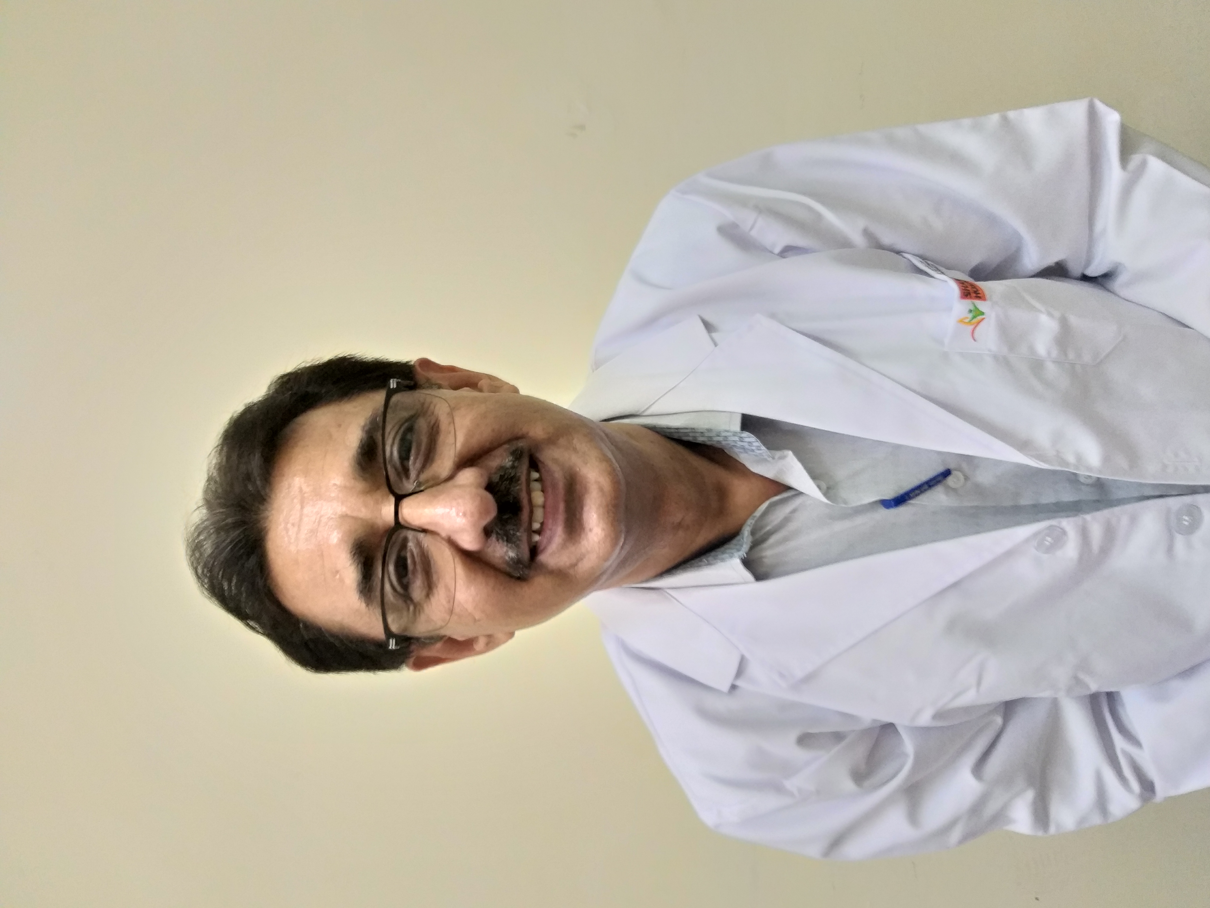 Dr. Rajeev Kumar Thapar
