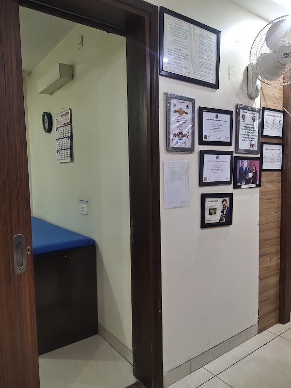 Kanishk Hospital