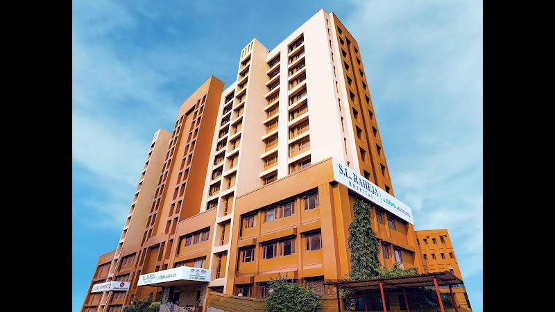 S.L. Raheja Hospital - A Fortis Associate