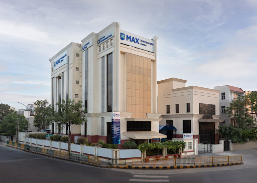 Max Multi Speciality Centre, Noida sector 19